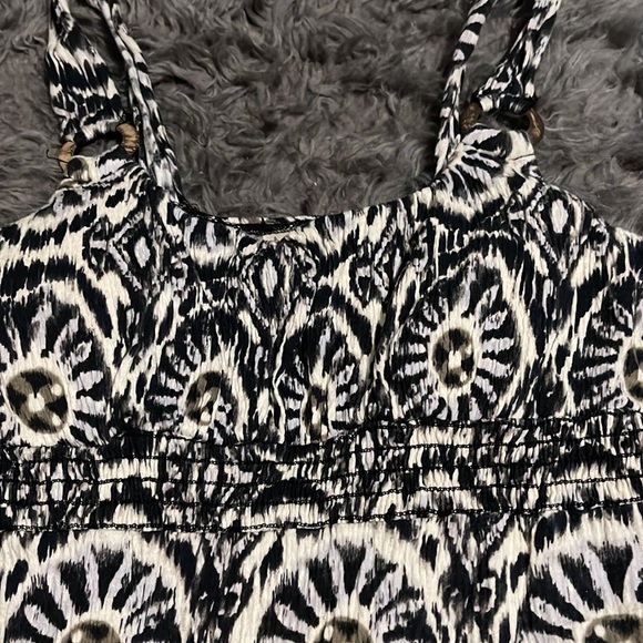 Xl ladies tank stretchy - Picture 3 of 4